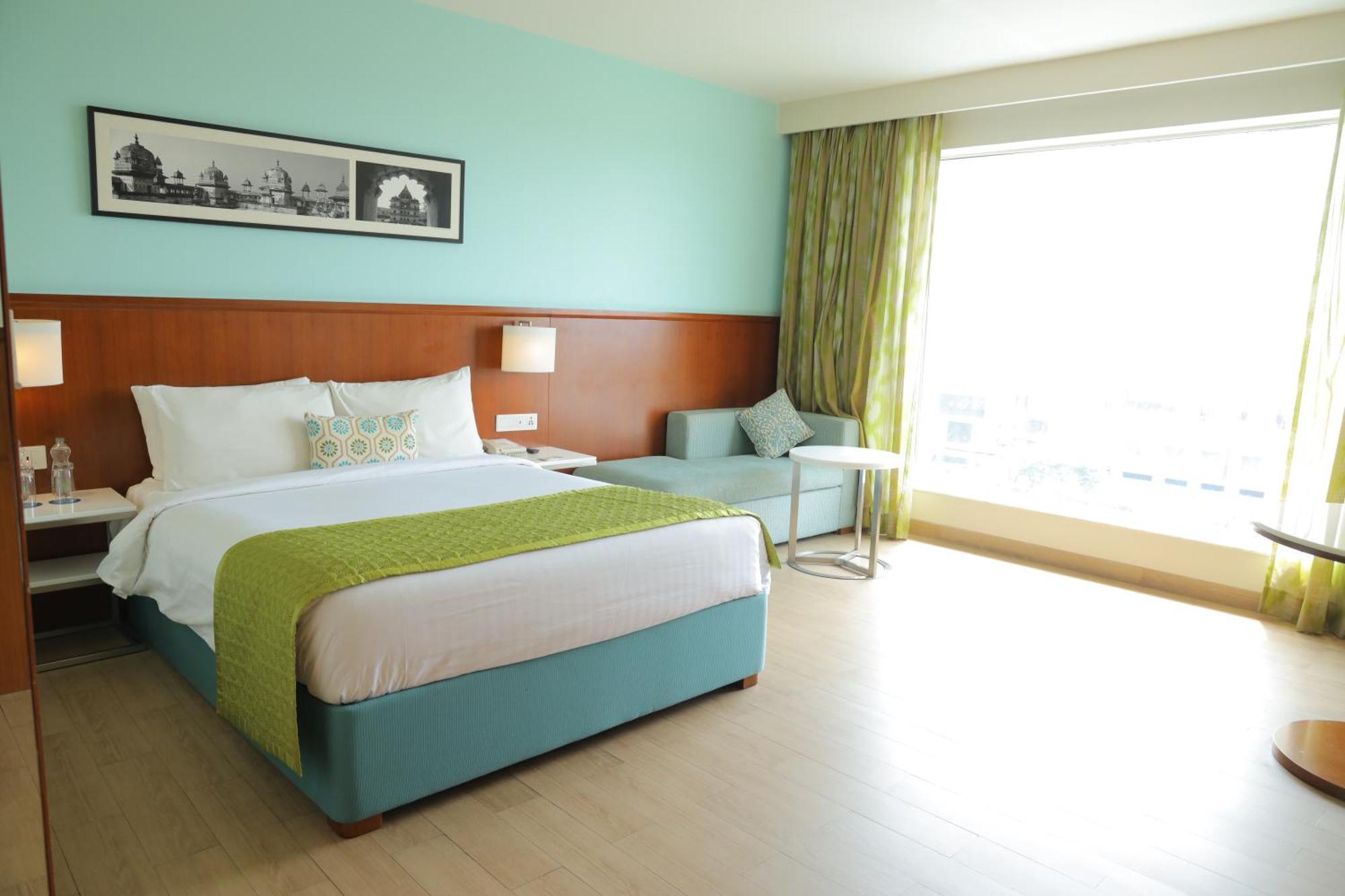 Fairfield By Marriott Indore Exterior foto